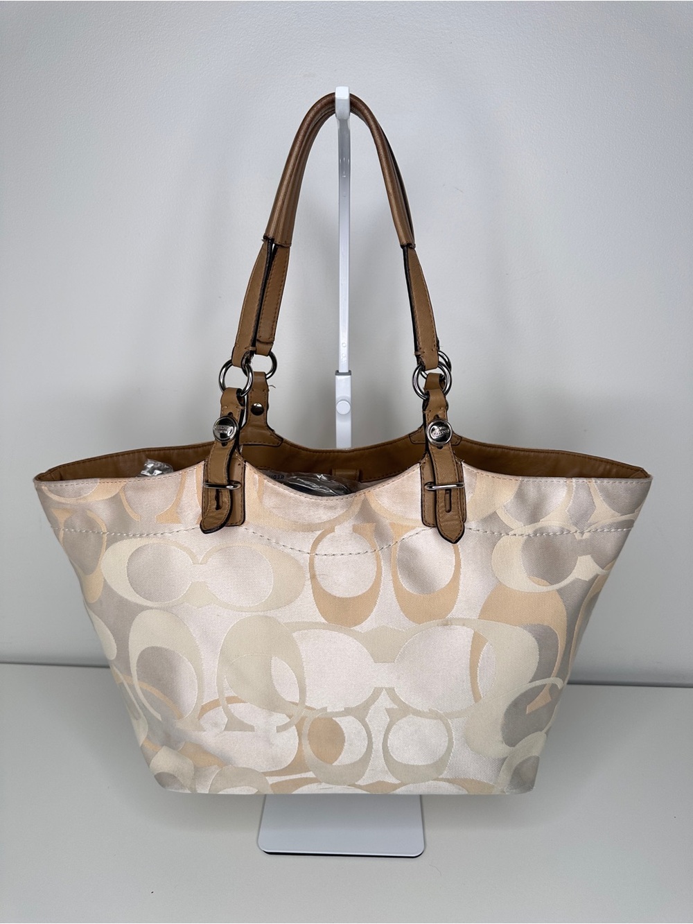 Coach Signature Sateen Jacquard Carly Tote
